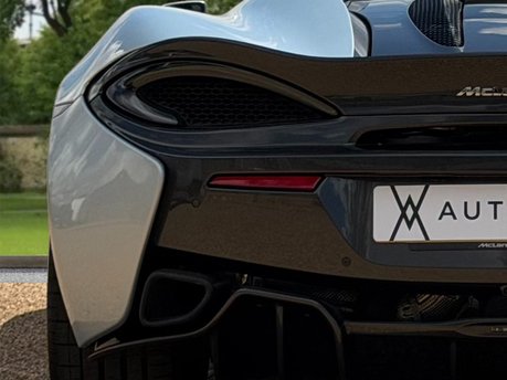 McLaren 570S SPIDER 17