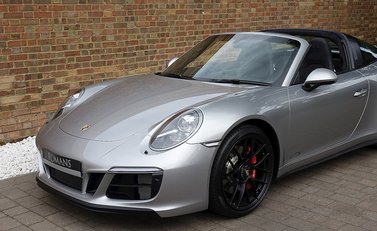 Porsche 911 (991) Targa 4 GTS 14