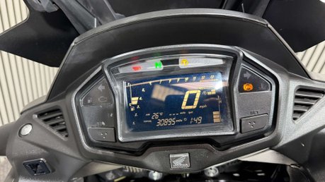 Honda VFR 800 2019 30K LONG MOT ADVENTURE BIKE 800CC VTEC 40
