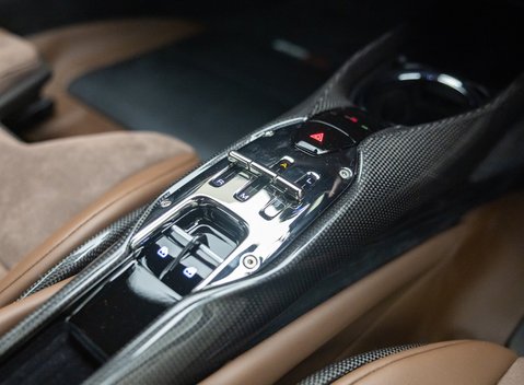 Ferrari 296 GTB 29