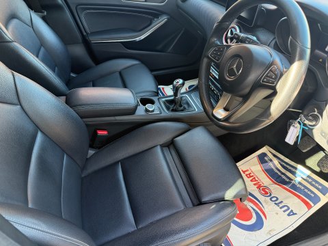 Mercedes-Benz A Class A 180 D SPORT 9