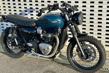 Triumph Bonneville Bonneville T100 40