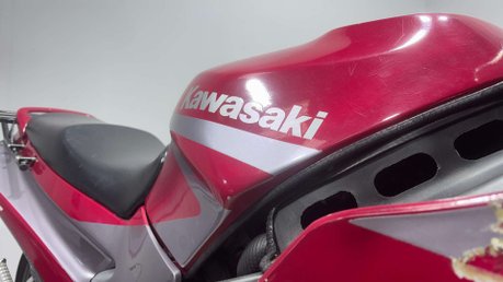 Kawasaki ZZR 1990 33K SPORTS TOURER CLASSIC 1100CC PROJECT BIKE SPARES OR REPAIR 21