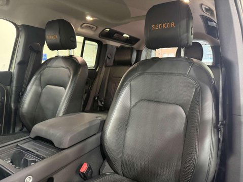 Land Rover Defender 3.0 D250 MHEV S Hard Top SUV 5dr Diesel Auto 4WD MWB Euro 6 (s/s) (250 ps) 6