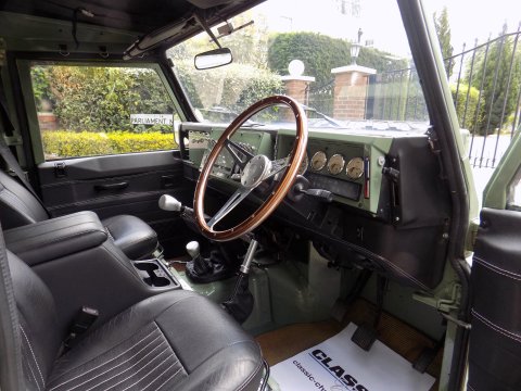 Land Rover Defender 110 2.5 Diesel 58