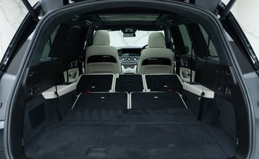 Mercedes-Benz GLS 63 AMG Night Edition Executive 46