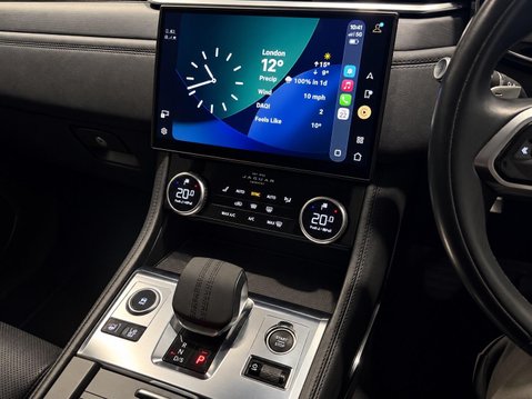 Jaguar F-Pace 2.0 D200 MHEV S Auto AWD Euro 6 (s/s) 5dr 9