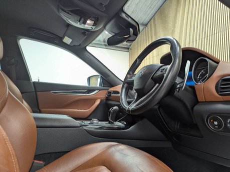Maserati Levante 3.0 Levante D V6 Auto 4WD 5dr 31