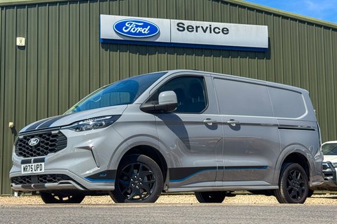 Ford Transit Custom SWB L1H1 Low Roof Sport 320 Air Con Alloys Sensors Cam EURO 6