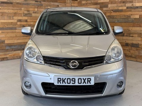 Nissan Note 1.6 16V Tekna Hatchback 5dr Petrol Auto Euro 4 (110 ps)