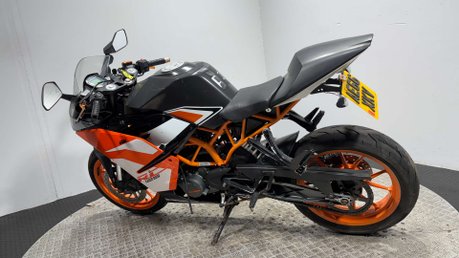 KTM RC 125 2016 33K SPORT BIKE PROJECT BIKE SPARES OR REPAIR 125CC 6