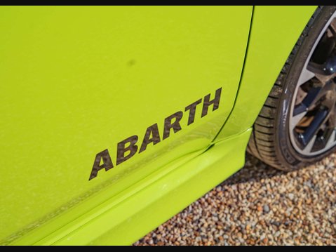 Abarth 595 1.4 595 Competizione Semi-Auto 3dr 35
