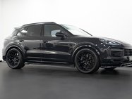 Porsche Cayenne 4.0T V8 GPF Turbo SUV 5dr Petrol TiptronicS 4WD Euro 6 (s/s) (550 ps) 26