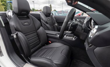 Mercedes-Benz SL Class SL63 14