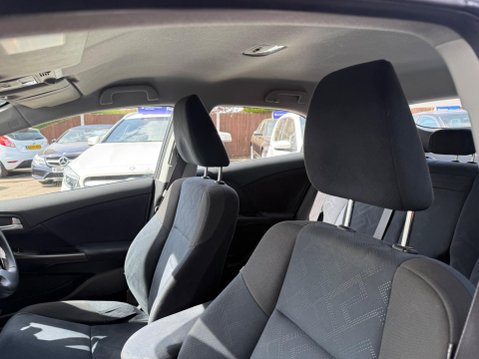 Honda Civic 1.8 i-VTEC ES Auto Euro 5 5dr 36