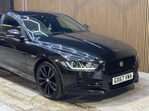 Jaguar XE 2.0 XE R-Sport D Auto 4dr 14