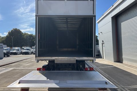 Mercedes-Benz Actros 1824L Streamspace with 8.6m Body & Tail Lift 13