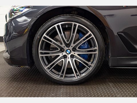 BMW 5 Series 3.0 540i GPF M Sport Auto xDrive Euro 6 (s/s) 4dr 9