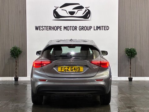 Infiniti Q30 1.5d SE Euro 6 (s/s) 5dr 23