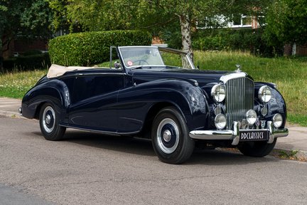 Bentley R Type Drophead Coupé By H.J.Mulliner 2