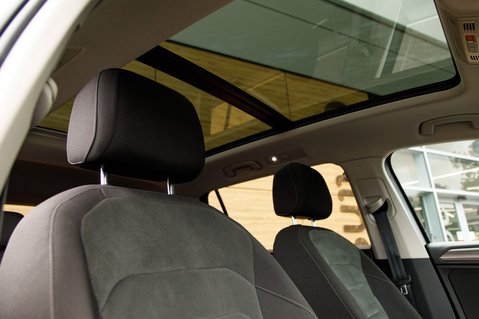 Volkswagen Tiguan Allspace ELEGANCE TSI DSG 31