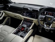 Lamborghini Urus 4.0 V8 BiTurbo 25.9kWh SE SUV 5dr Petrol Plug-in Hybrid Auto 4WD Euro 6 (80 36