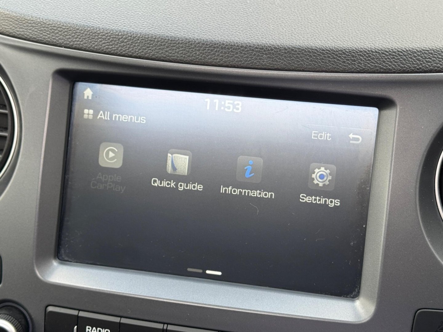 2017 Hyundai i10 — image 20