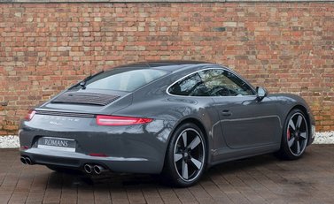 Porsche 911 (991) 50th Anniversary Edition 7