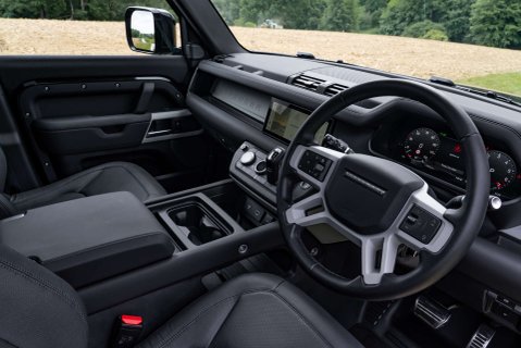 Land Rover Defender P400e XS Edition 10