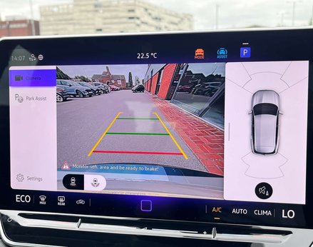 Volkswagen Tiguan 1.5 Tiguan Life TSi PHEV Semi-Auto 5dr 31