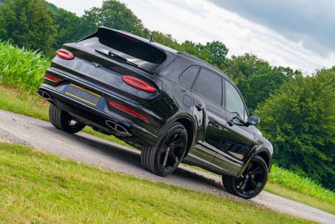Bentley Bentayga V8 20