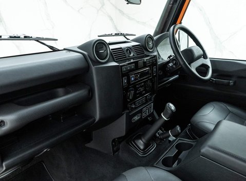 Land Rover Defender 110 Adventure Edition 11