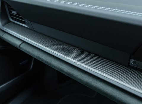 Porsche 911 Carrera 4 GTS (992.2) 23