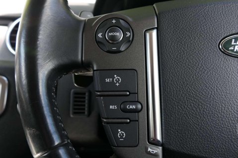 Land Rover Discovery SDV6 SE TECH 25