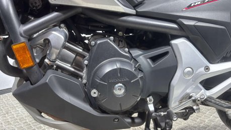 Honda NC750X 2016 39K NEW MOT IDEAL COMMUTER BIKE RIDES GREAT 750CC A2 35