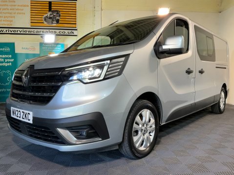 Renault Trafic 2.0 dCi Blue LL30 Sport Crew Van L2 H1 Euro 6 (s/s) 6dr 47