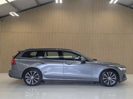 Volvo V60 2.0 V60 Momentum B4 MHEV Auto 5dr 13