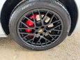 Porsche Macan GTS PDK 49