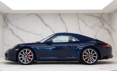 Porsche 911 Carrera S Cabriolet (991.2) 3