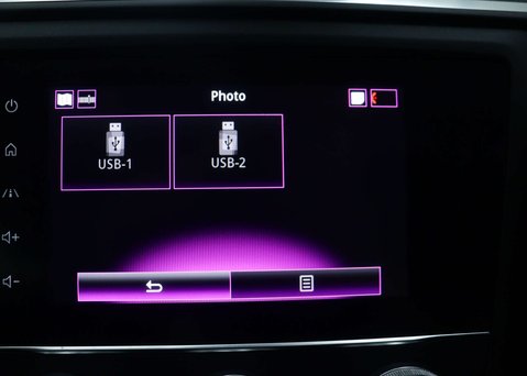 Renault Kadjar 1.3 TCe Iconic SUV 5dr Petrol EDC Euro 6 (s/s) (140 ps) 25