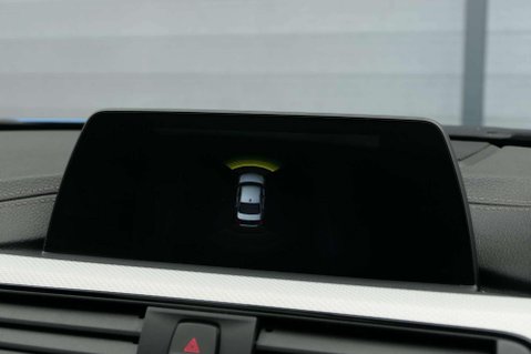 BMW 3 Series 330E M SPORT 31