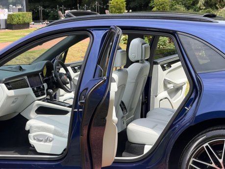 Porsche Macan S PDK 13
