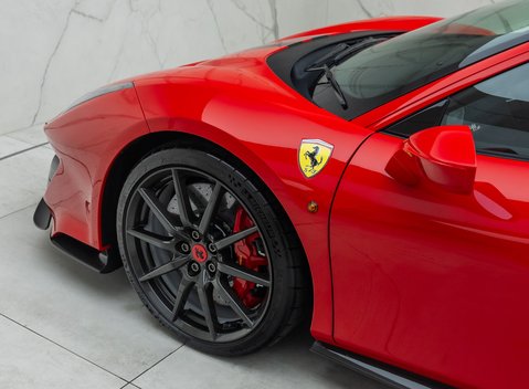 Ferrari 488 Pista 38