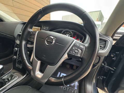 Volvo V40 2.0 V40 Momentum T2 5dr 18
