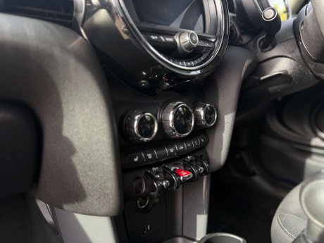 Mini Hatch 1.5 Cooper Classic 3dr 16