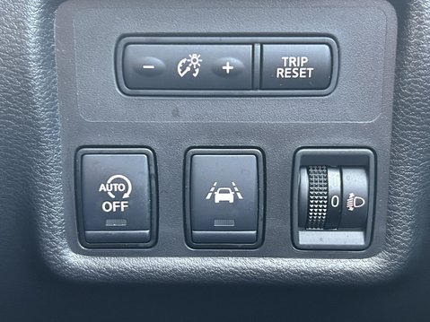 Nissan MICRA 0.9 IG-T Acenta 5dr 28