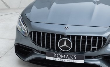 Mercedes-Benz S Class AMG S63 Coupe 32