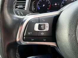 Volkswagen T-Roc 1.5 T-Roc R-Line TSi Evo Semi-Auto 5dr 59