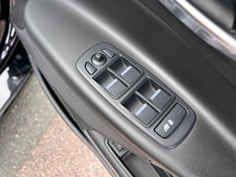 Jaguar XE 2.0i R-Sport Auto Euro 6 (s/s) 4dr 42