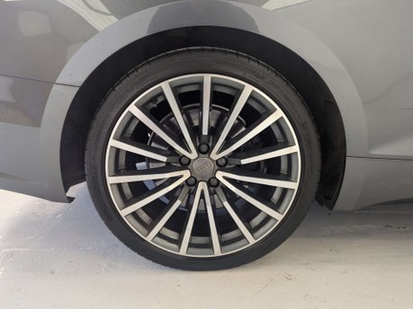 Audi A5 2.0 A5 S Line TFSI Quattro Semi-Auto 4WD 2dr 29